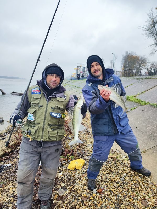 Ribolovačka oprema Fish-R